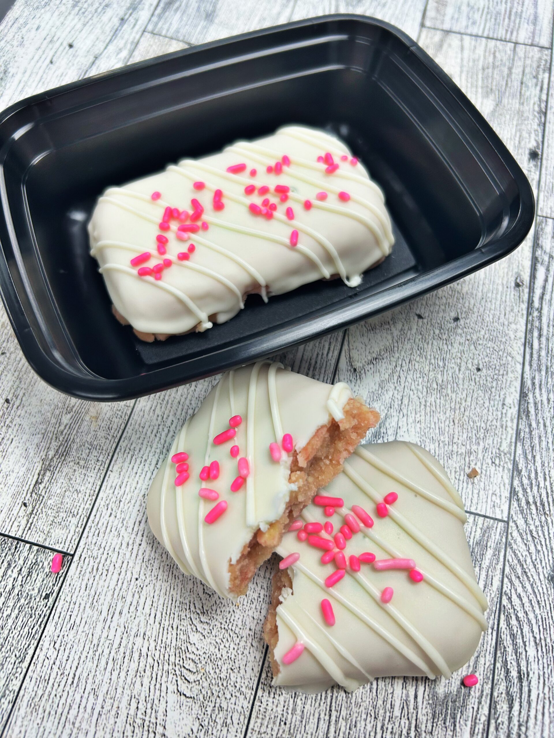 STRAWBERRY PROTEIN BAR